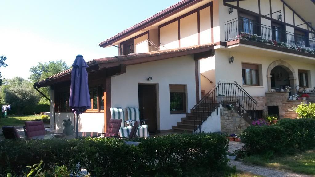 Casa Rural Ibarrondo Etxea Mungia Esterno foto